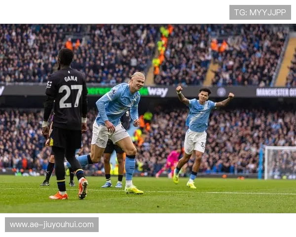 围绕哈兰德的巅峰对决全面展现足球赛场激情与技战术风云争夺瞬间